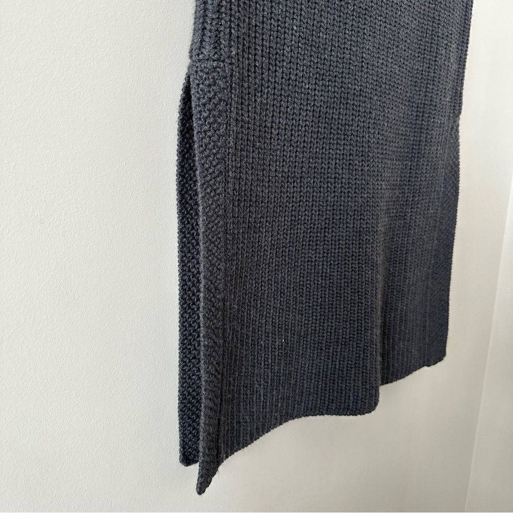 Aritzia-Drundal Dark Grey Sleeveless Knit Sweater - Picture 6 of 9